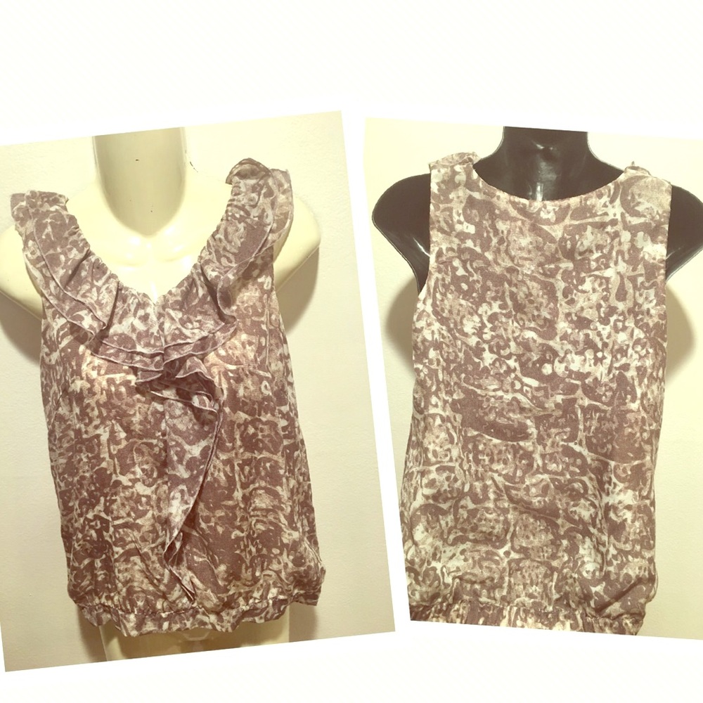 LOFT grey ruffle short sleeve lined blouse EUC SP